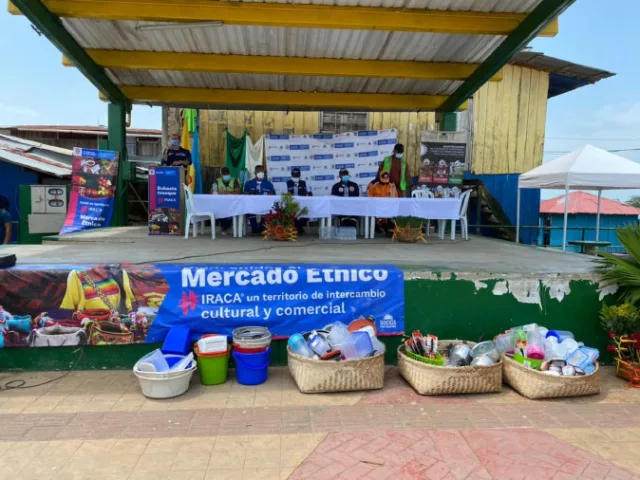 Mercados étnicos / campesinos de Ágora