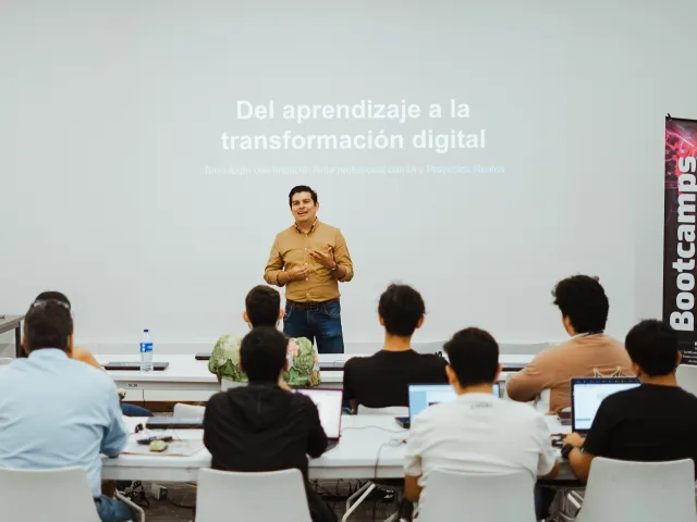 Charlas Tech de Ágora